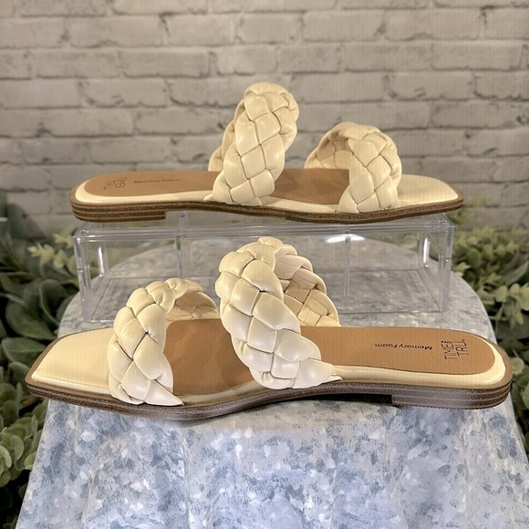 Time and Tru Ivory Braided Soft Vinyl 2-Band Sandal Slides Women’s 8.5W☀️NWOT - Picture 5 of 8